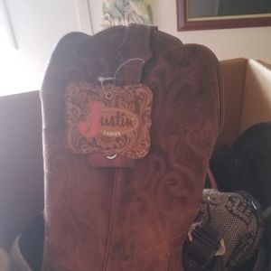 Justin boots